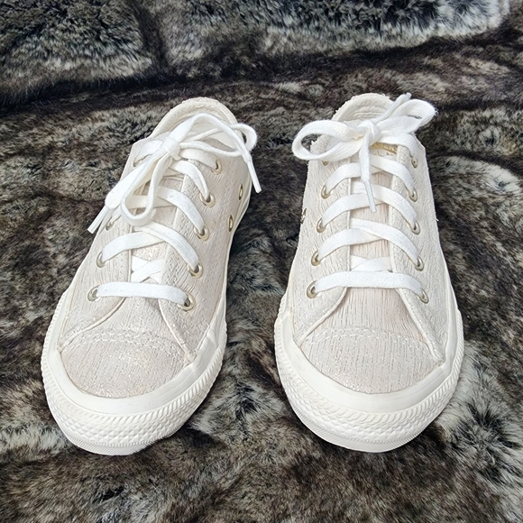 Converse Chuck Taylor All Star Leather Sneaker - Picture 4 of 7
